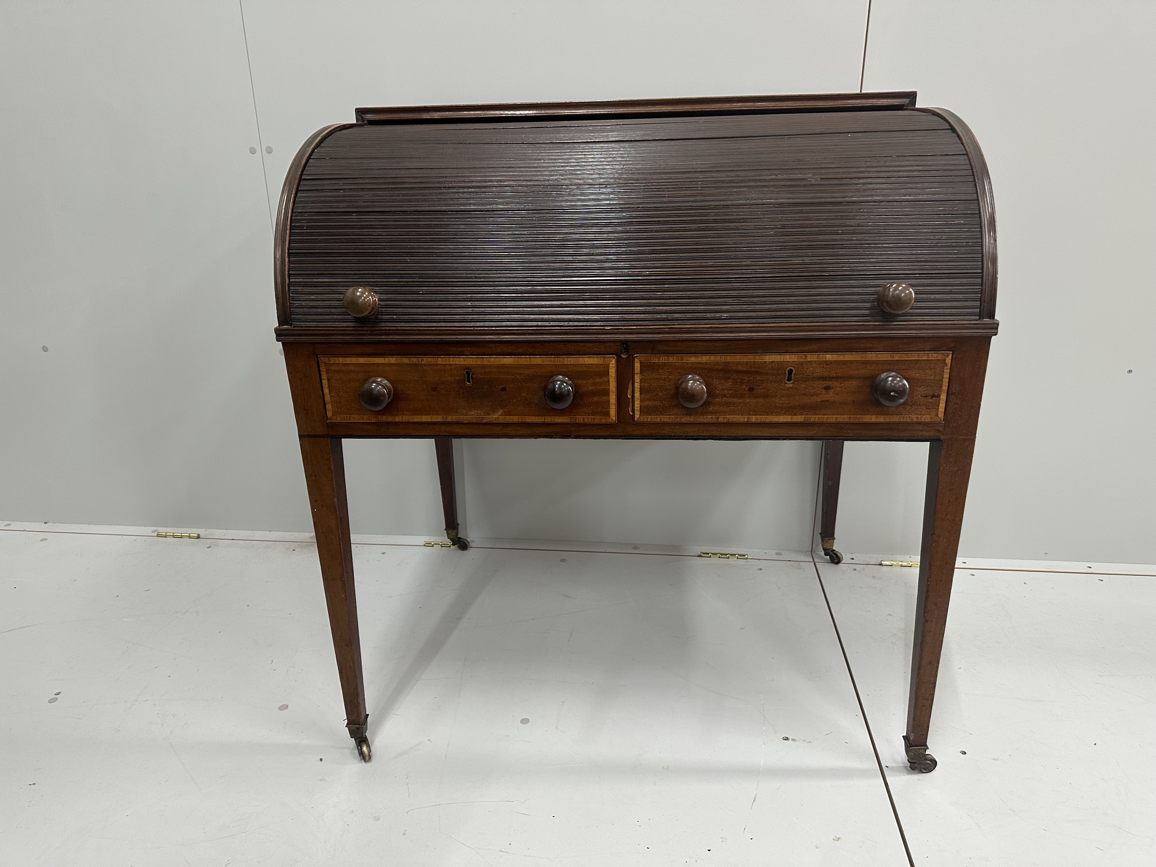 A George III mahogany tambour cylinder bureau, width 91cm, depth 70cm, height 99cm